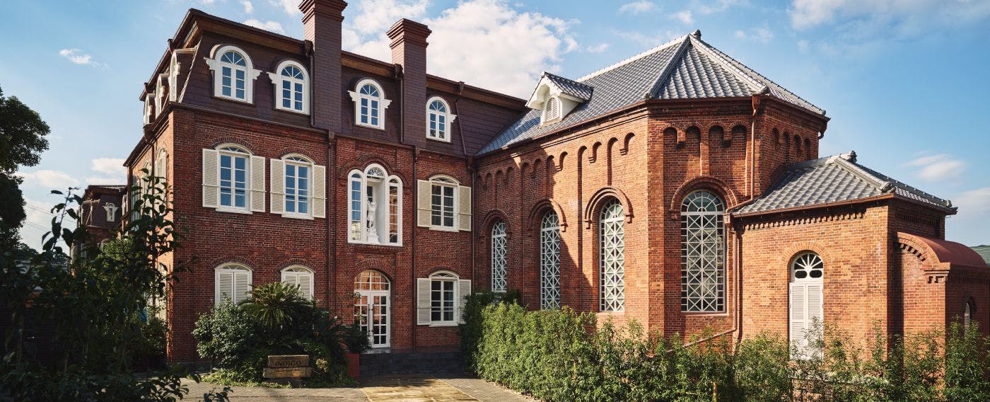 Tampilan luar gedung