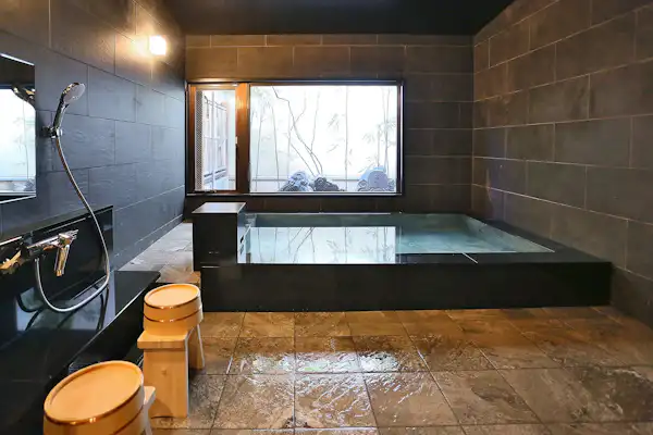 ห้องอาบน้ำสำหรับครอบครัว