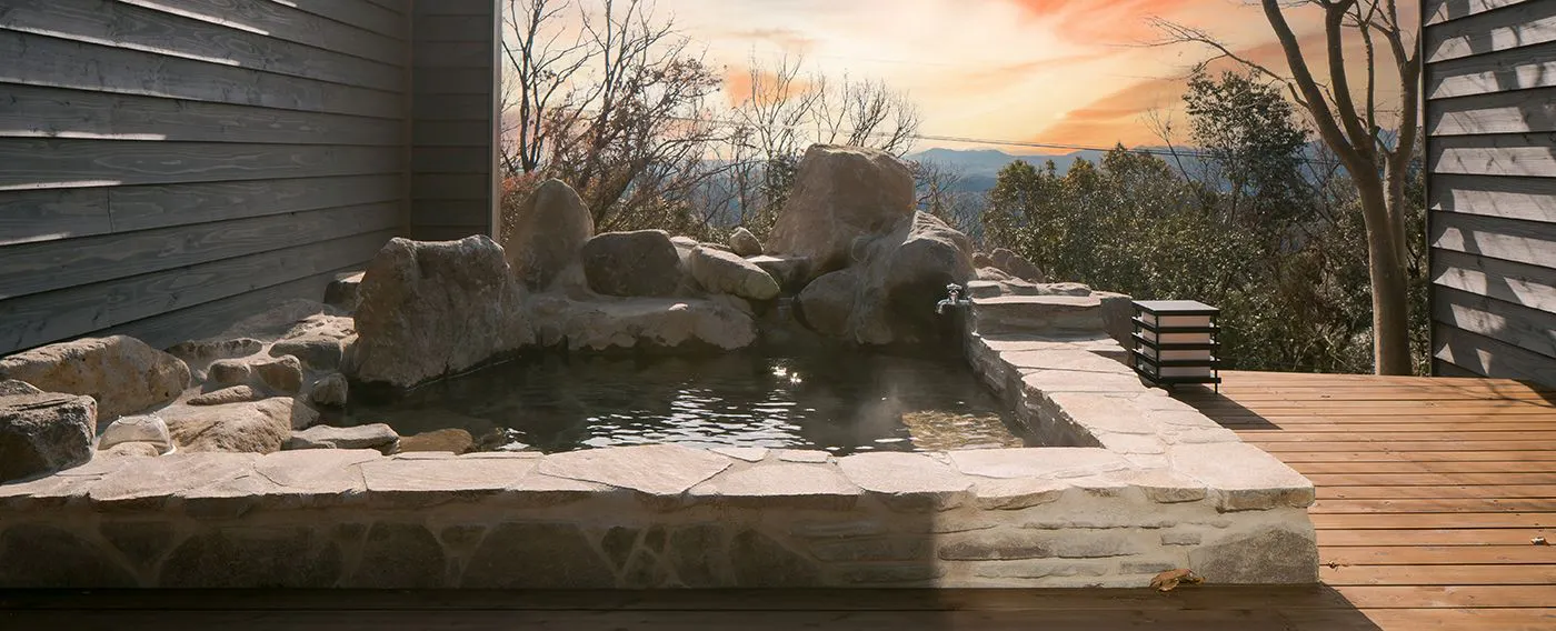 ออนเซ็น露天