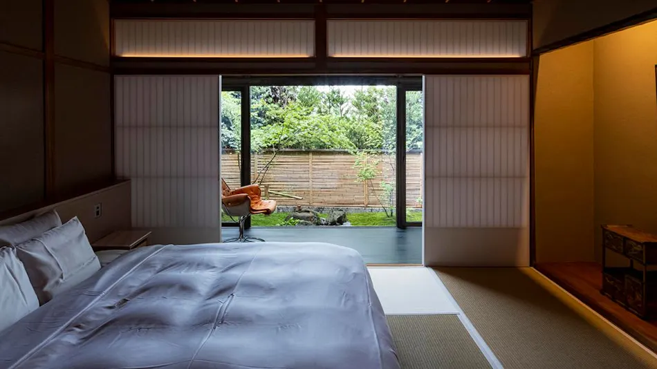 Momoyama Onsen Tsukimikan