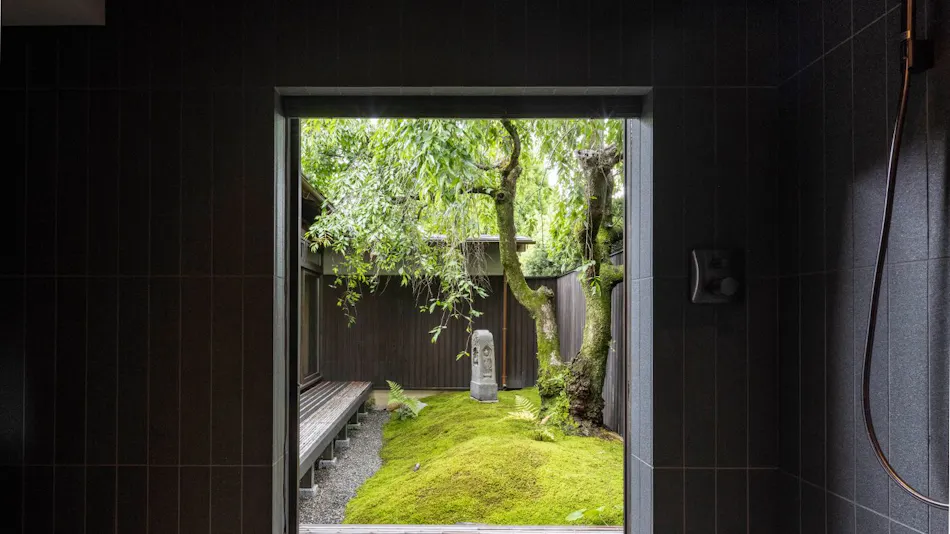 Momoyama Onsen Tsukimikan