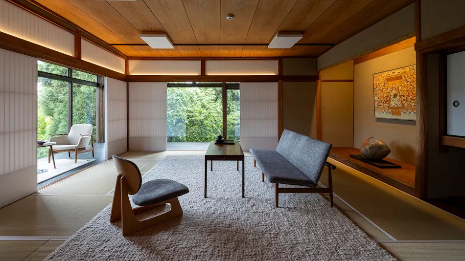 Momoyama Onsen Tsukimikan