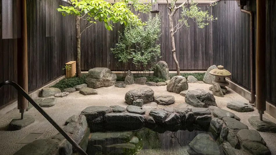 Momoyama Onsen Tsukimikan