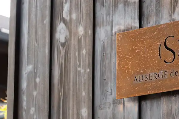 ภายนอกอาคาร