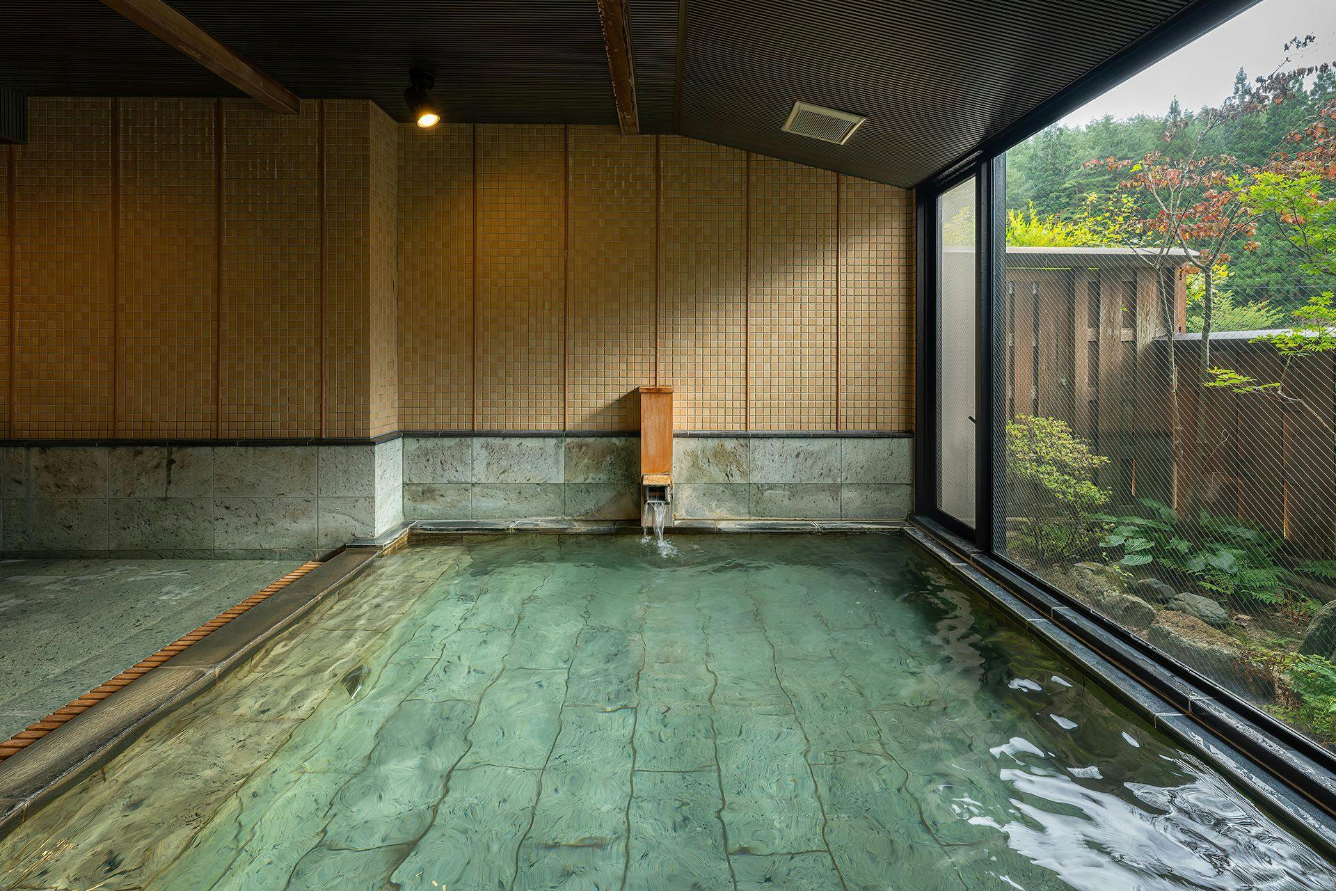 น้ำพุร้อน