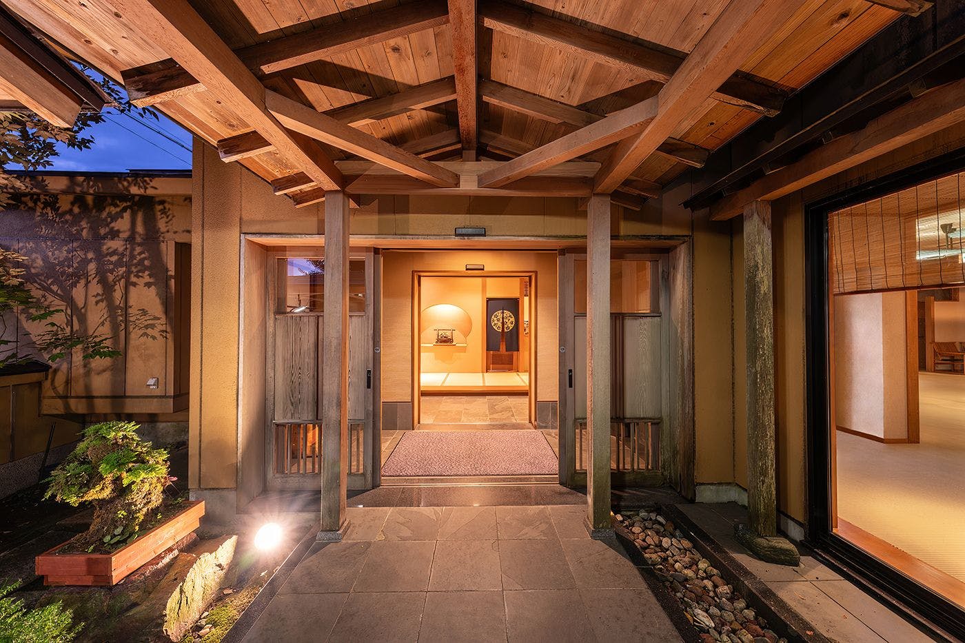 ที่พักริมทะเลสาบทาซาวะ