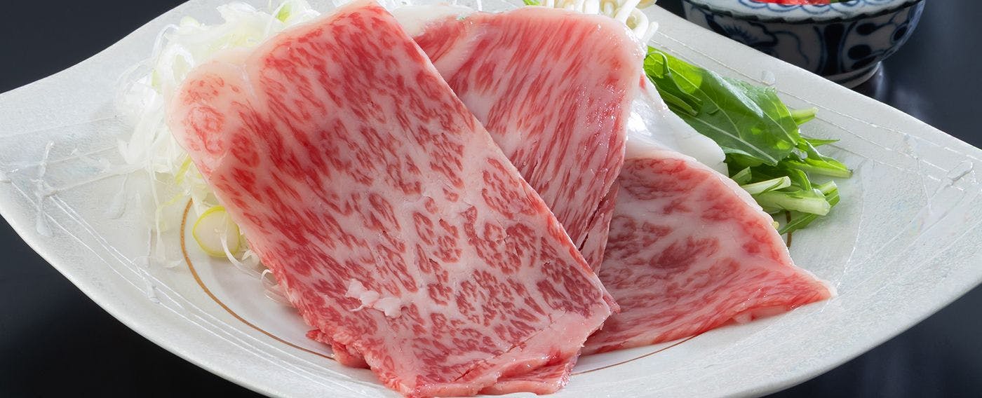 山本館