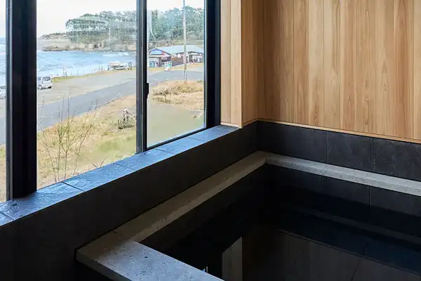 ห้องอาบน้ำแบบเปิดโล่ง