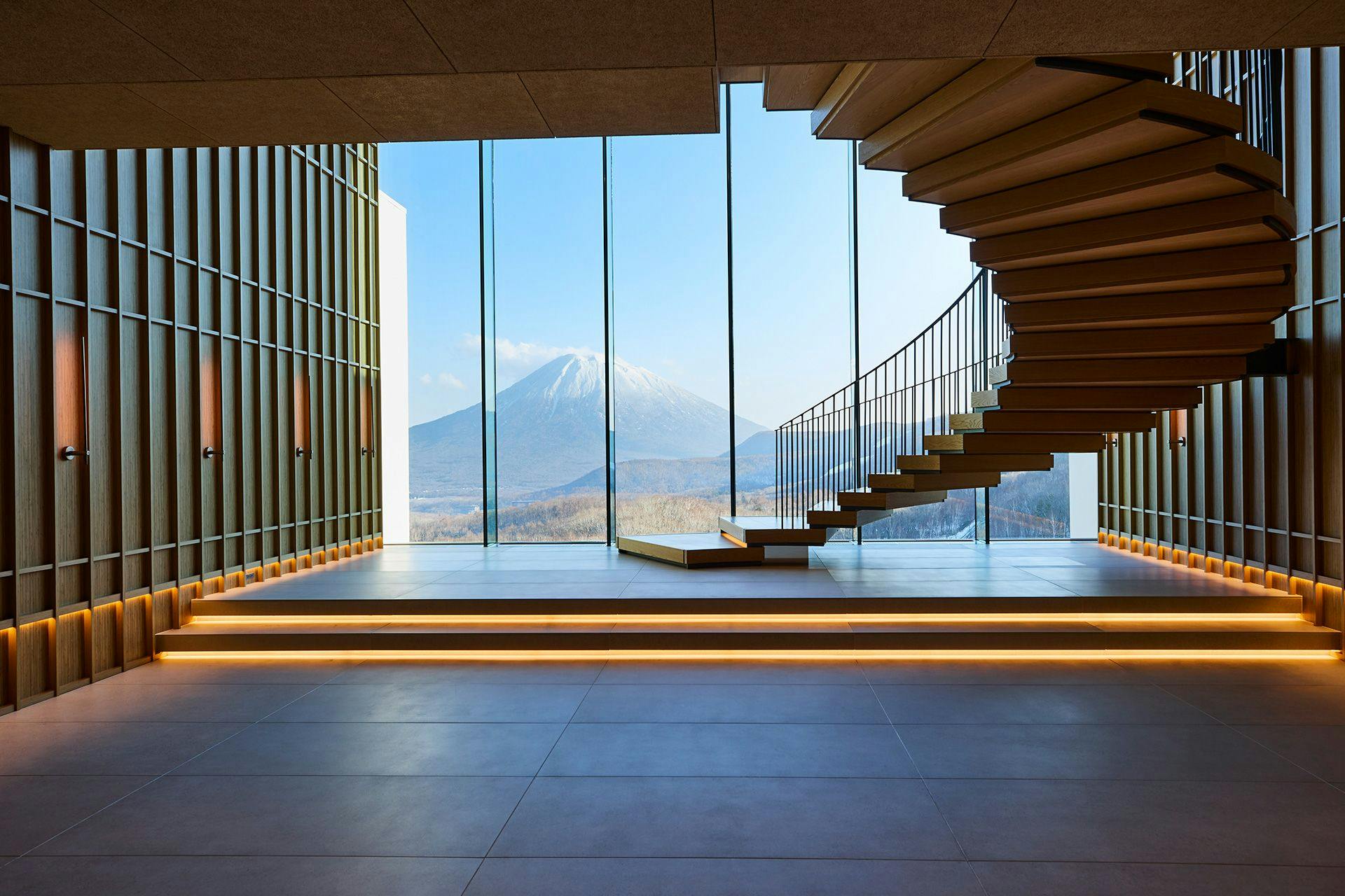 シャレーアイビーワイス