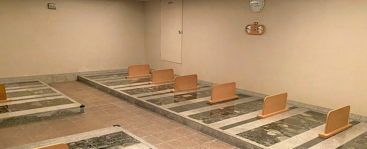 ซาวน่าหินร้อน