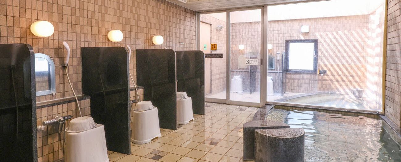 ห้องอาบน้ำรวม