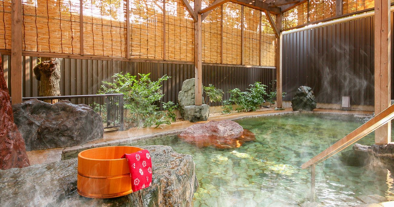 Pemandian air panas terbuka