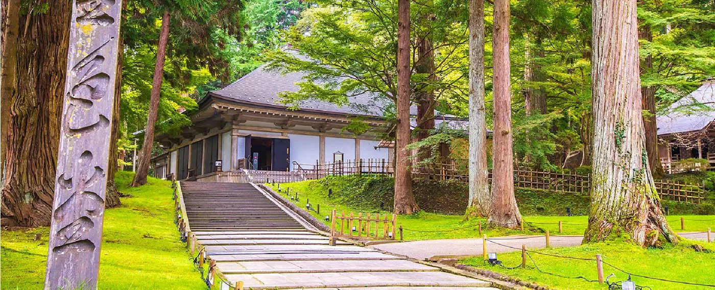 ที่พักแห่งนี้ตั้งอยู่ใกล้กับวัดชูซอนจิ (Chusonji) และมีสิ่งอำนวยความสะดวกครบครันเพื่อให้การเข้าพักของคุณเป็นไปอย่างสะดวกสบาย
ห้องพักทุกห้องมีการตกแต่งอย่างดีและมาพร้อมกับวิวทิวทัศน์ที่งดงาม
เรายังมีบริการอาหารเช้าแบบบุฟเฟ่ต์ที่หลากหลายให้เลือกสรร
พนักงานของเรายินดีต้อนรับและพร้อมให้บริการด้วยรอยยิ้ม