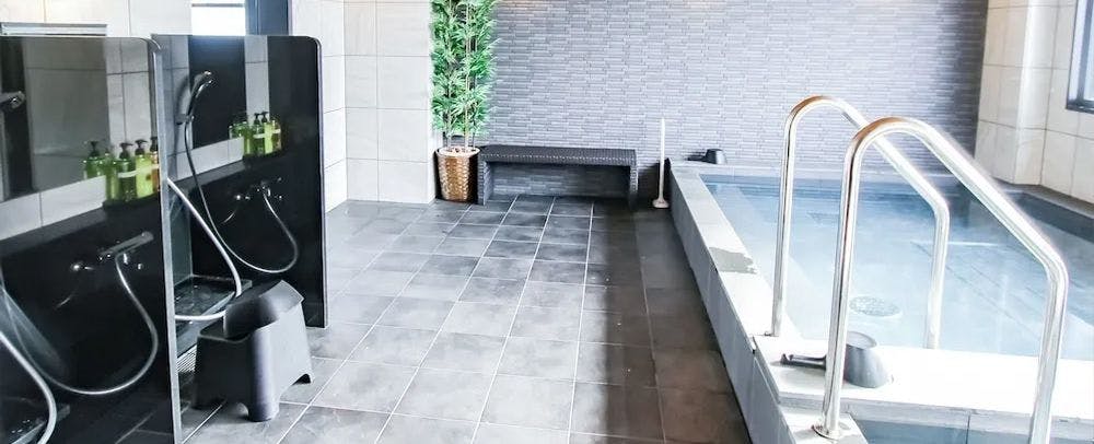 ห้องอาบน้ำรวม