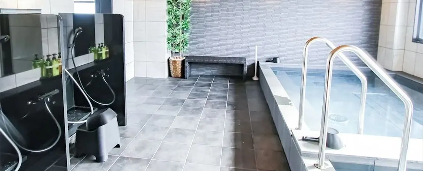 ห้องอาบน้ำรวม