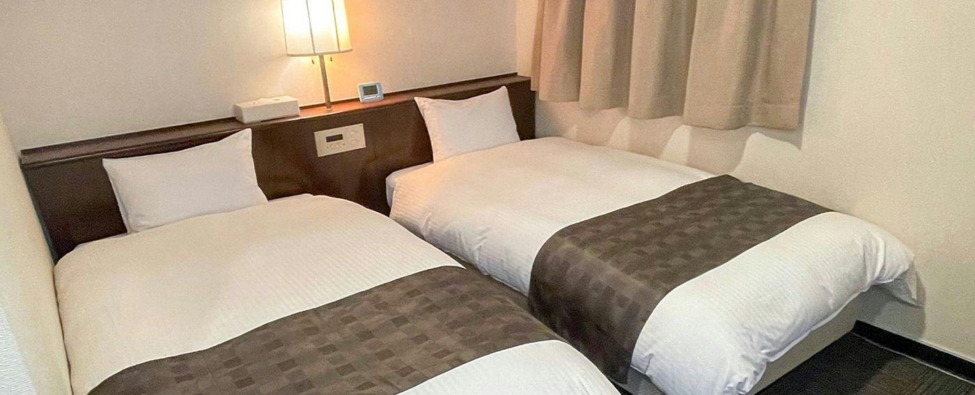 Takatsuki W&M Hotel