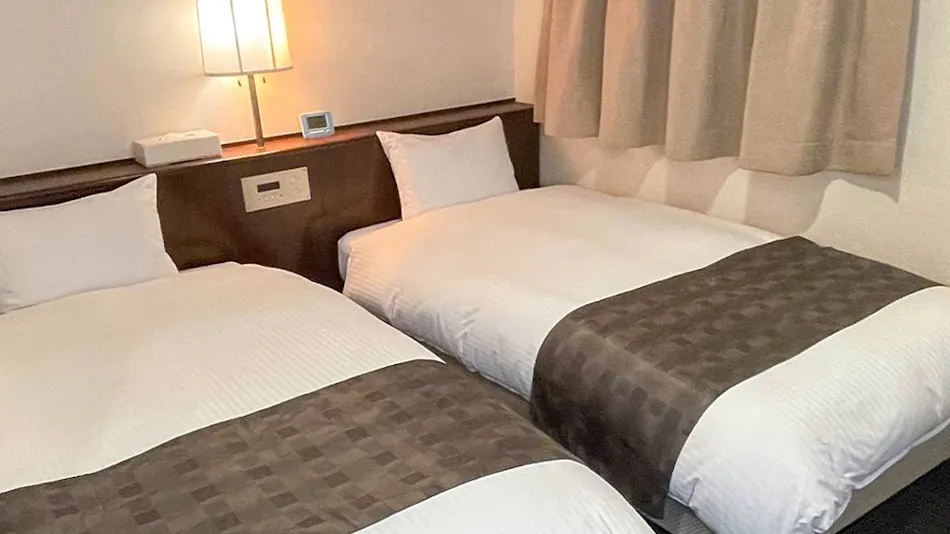 Takatsuki W&M Hotel