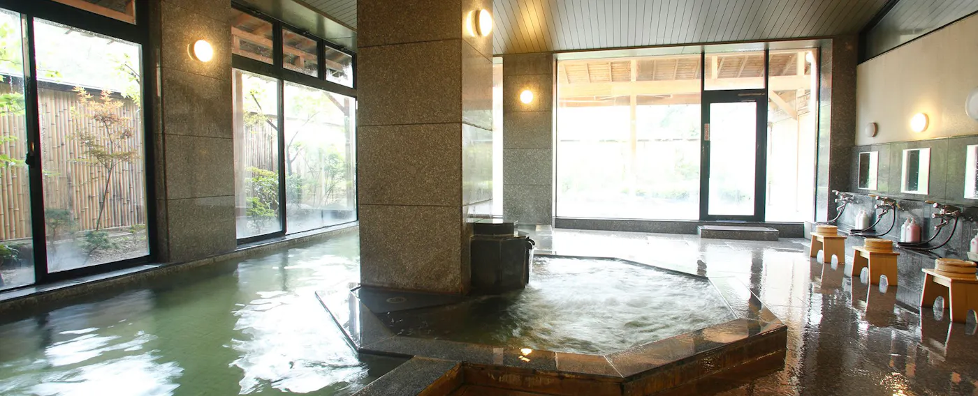 Bilik mandi awam besar