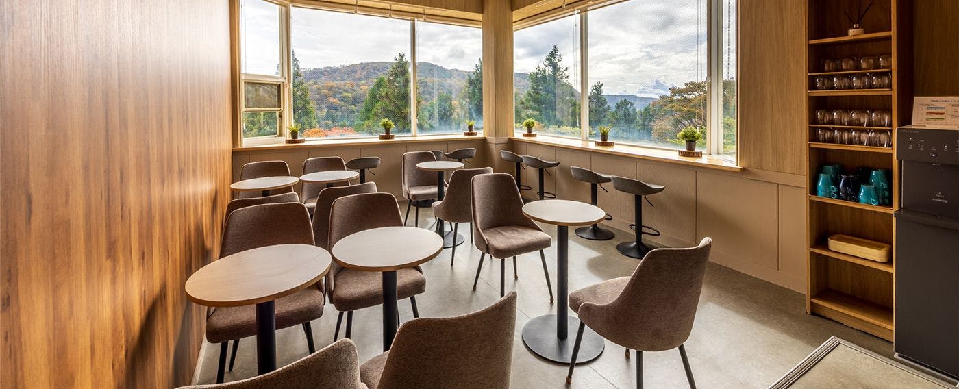 โคโมเรบิเลานจ์