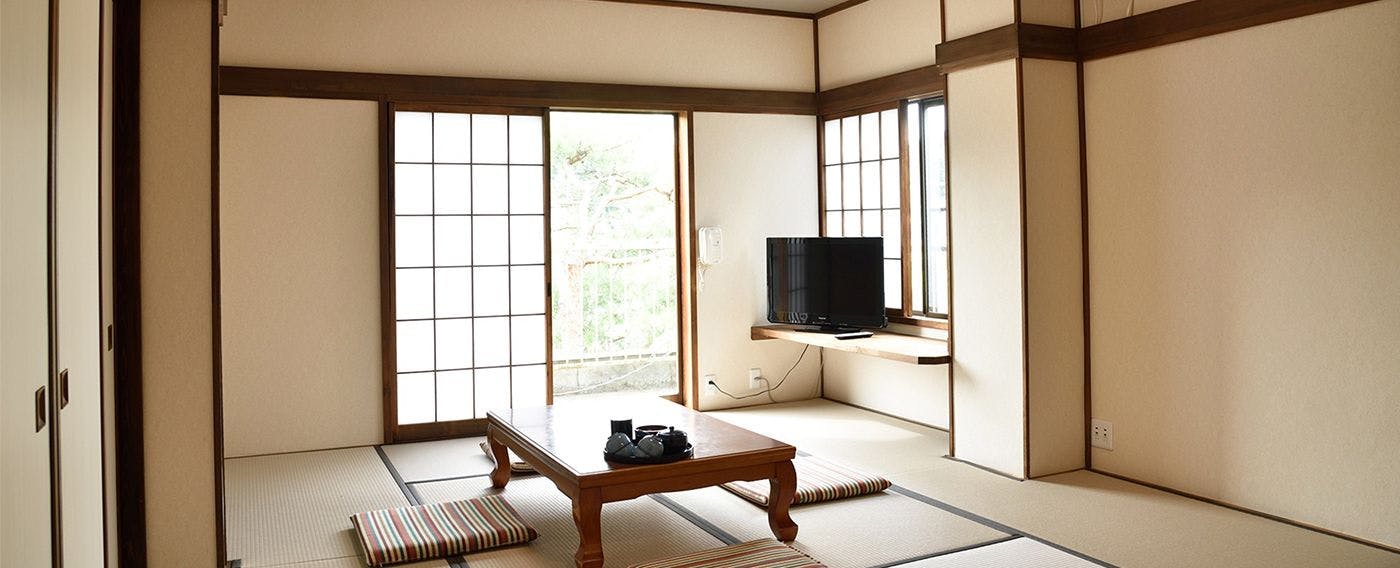 Nishitani Onsen Nakamori Inn