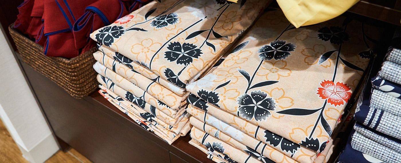 มุมหมอนและชุดยูกาตะ