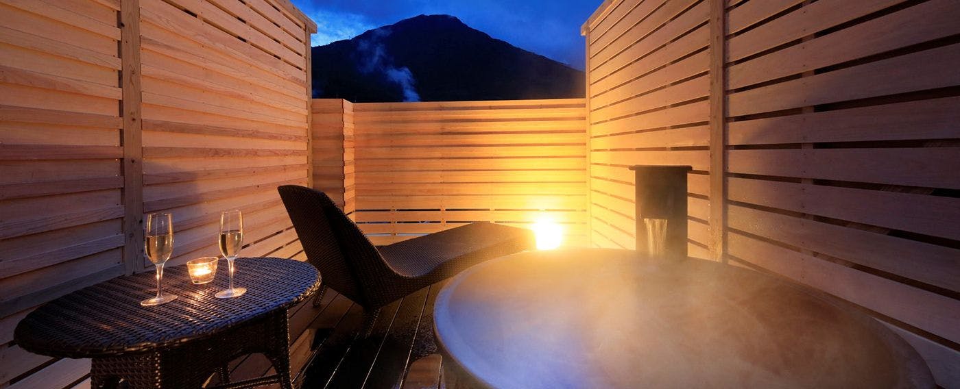 ออนเซ็นกลางแจ้งส่วนตัว