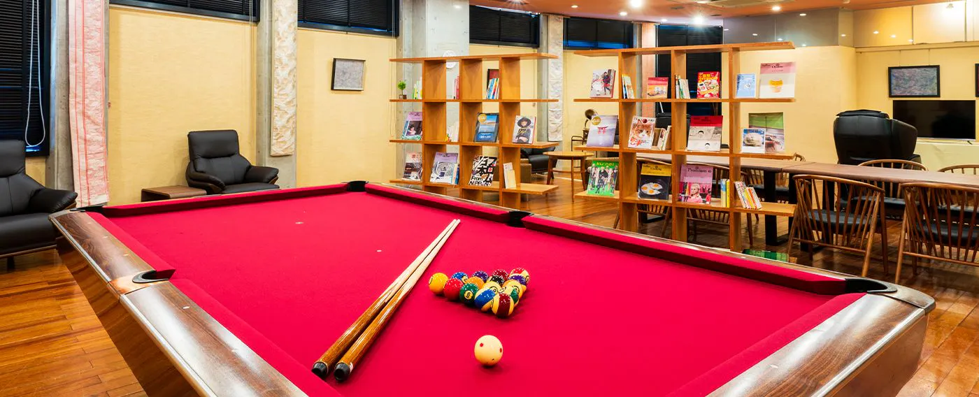 ห้องพักผ่อนและความบันเทิง