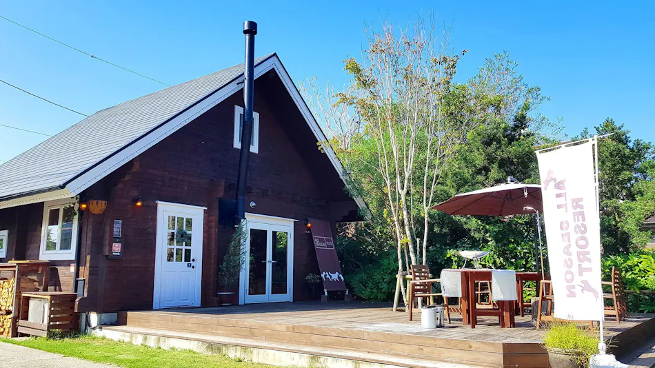 ALL SEASON RESORT NO.3 Warmth of Wood