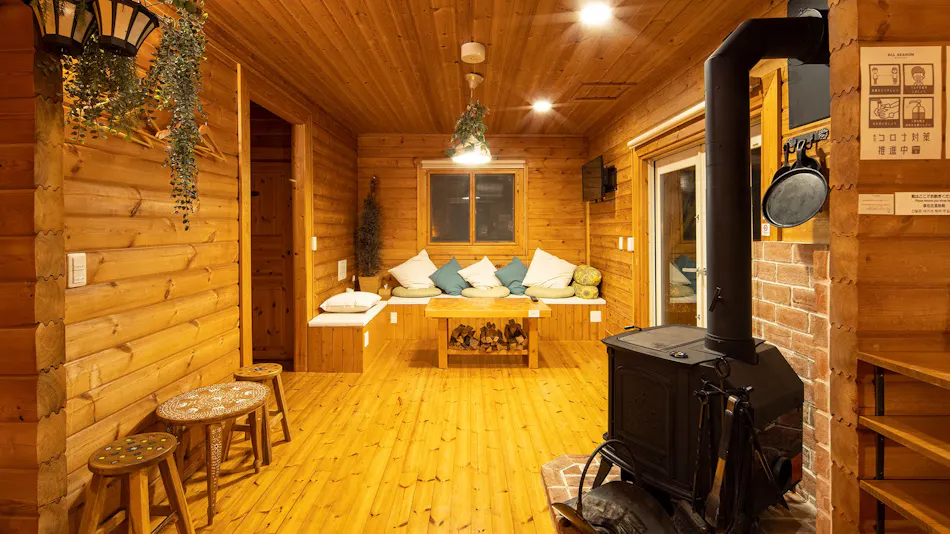 ALL SEASON RESORT NO.3 Warmth of Wood