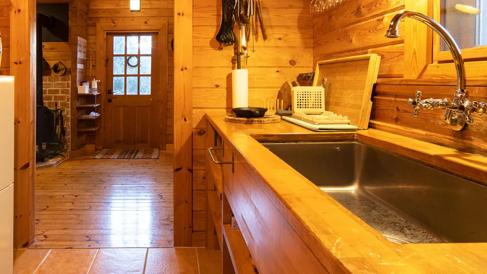 ALL SEASON RESORT NO.3 Warmth of Wood