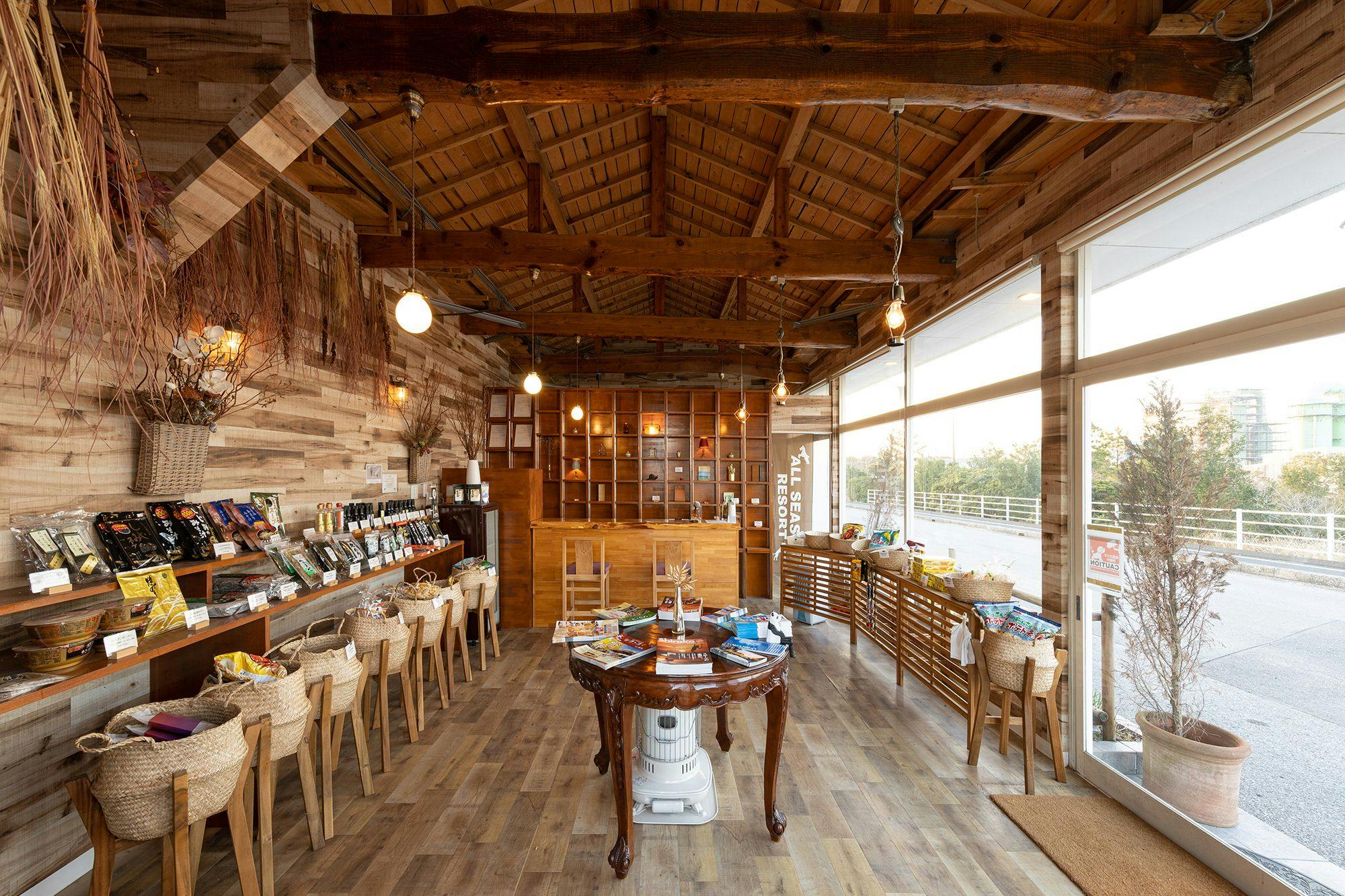 ALL SEASON RESORT NO.3 Warmth of Wood