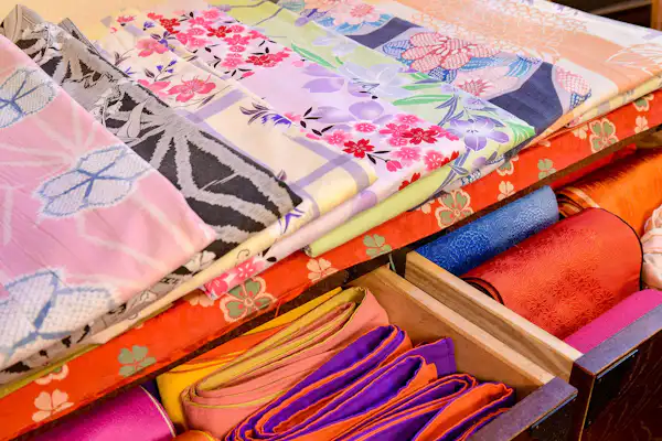 ยูกาตะสี