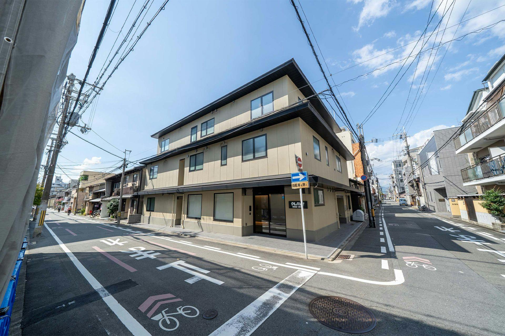 ภายนอกอาคาร