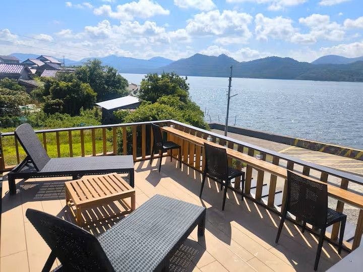 วิวจากระเบียงไม้