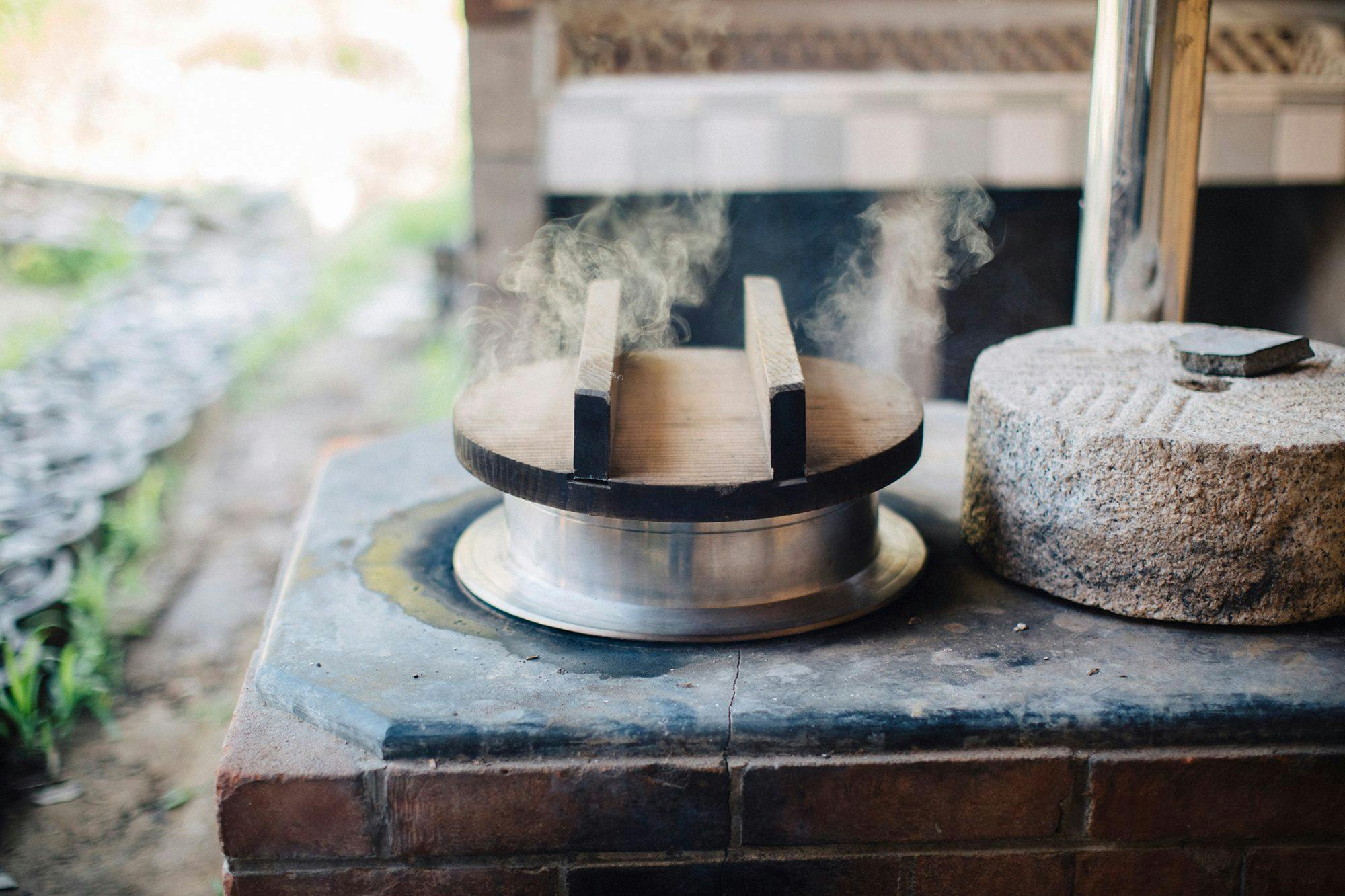 ข้าวหุงด้วยหม้อดิน