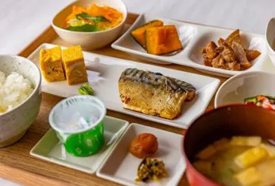 ชุดอาหารญี่ปุ่นแบบดั้งเดิม