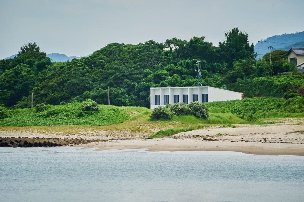 ภายนอกอาคาร