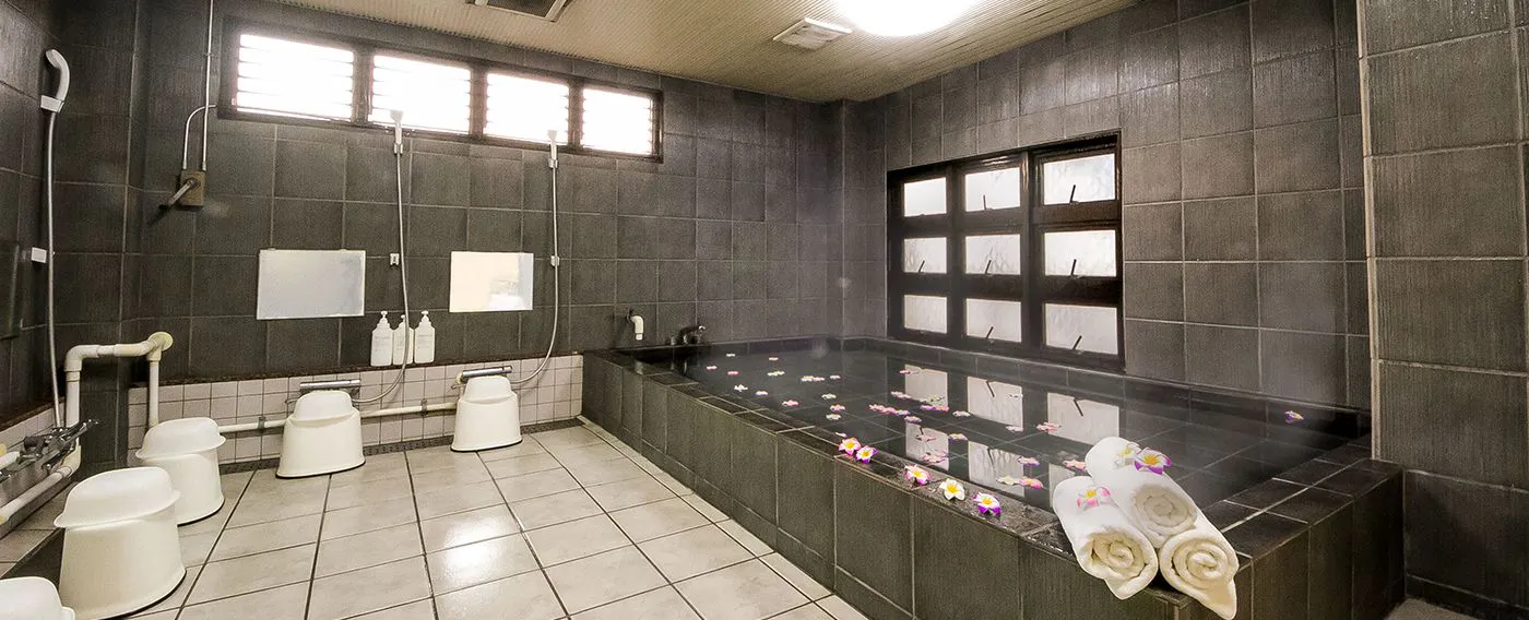 ห้องอาบน้ำรวม