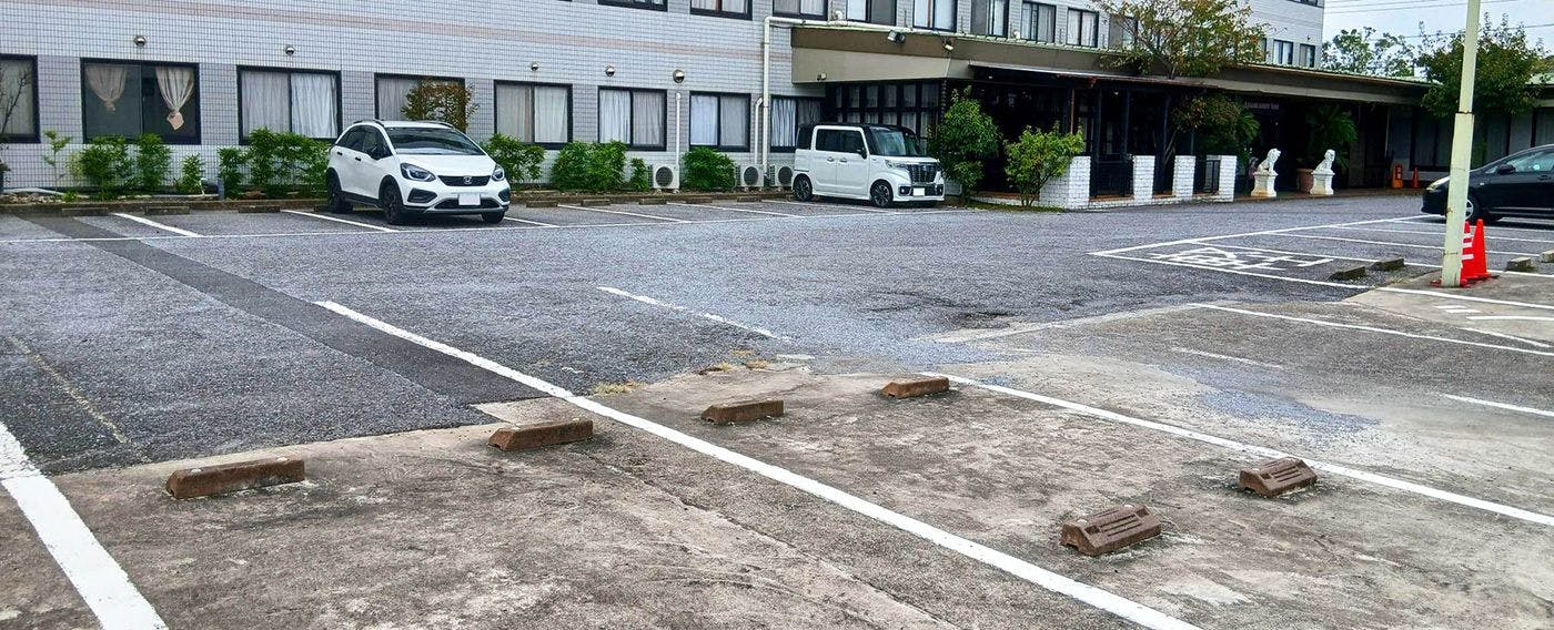 ที่จอดรถ