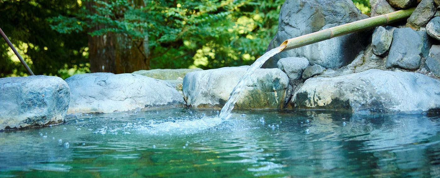 ออนเซ็นกลางแจ้ง