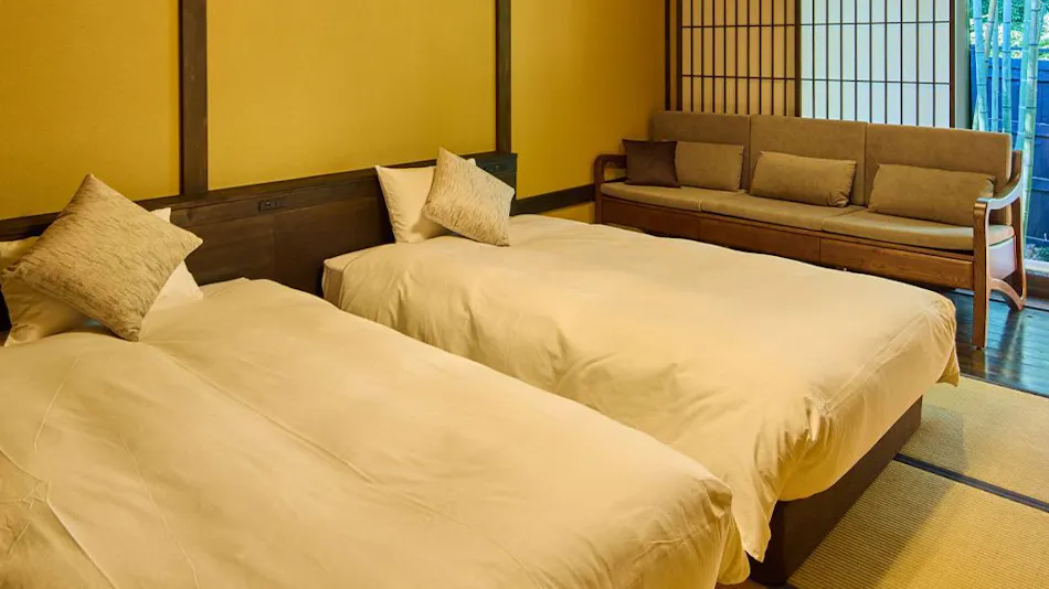 Traditional Japanese Retreat with Your Beloved Dog - Akagi Mountain - Natsukashi