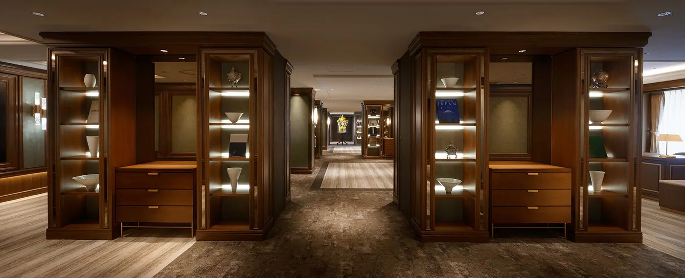 6F Reception & Library Lounge - For an Even More Comfortable Stay -