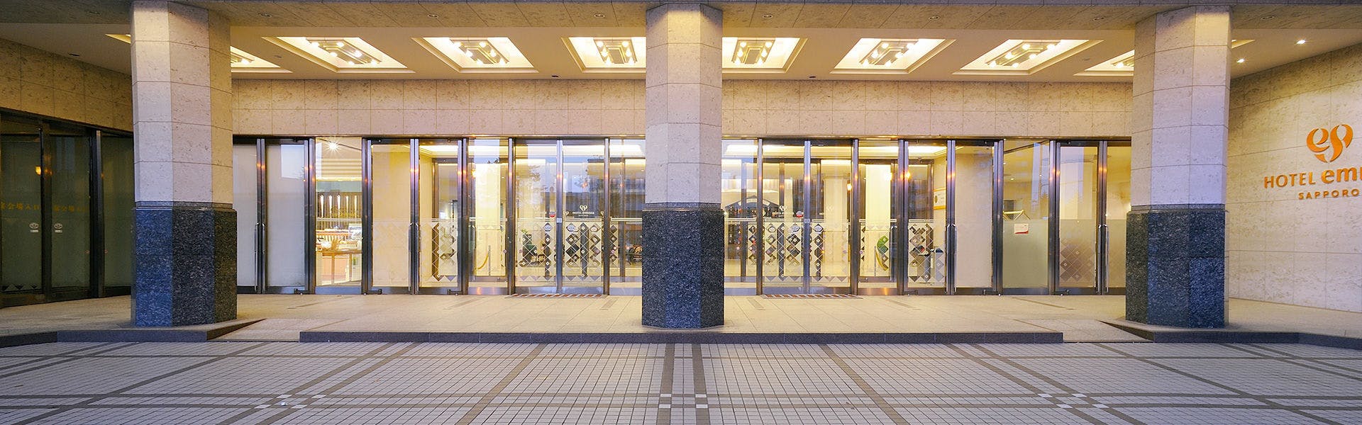 ã¨ã³ãã©ã³ã¹