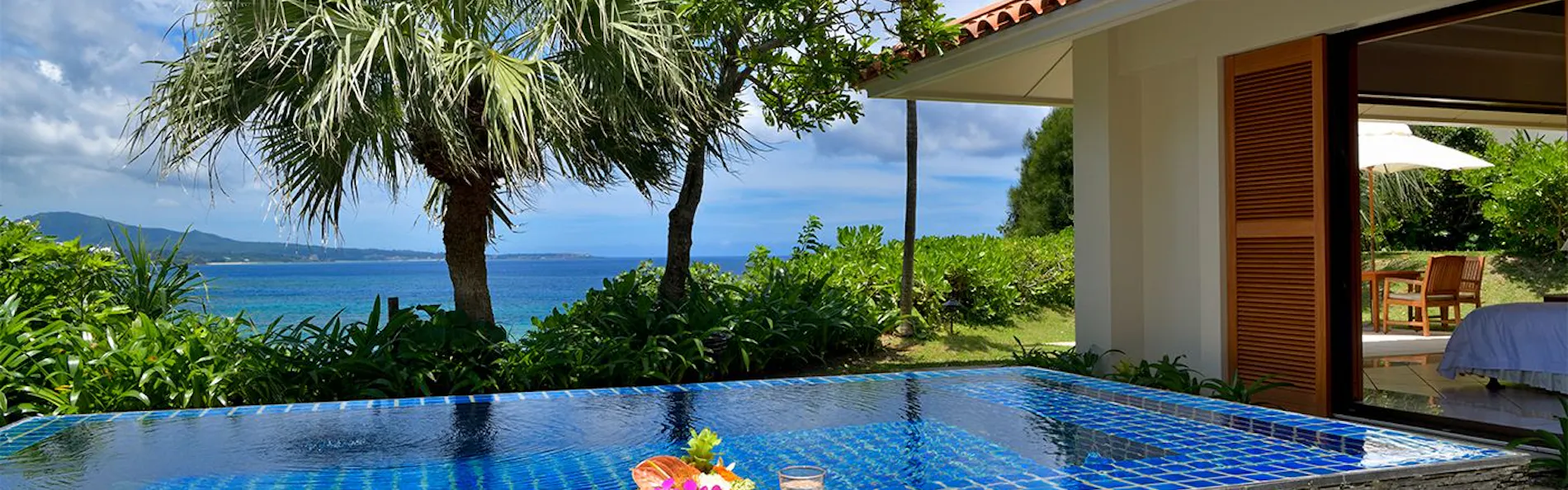 ザ・ブセナテラス