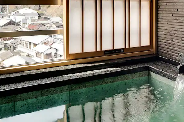 น้ำพุร้อน