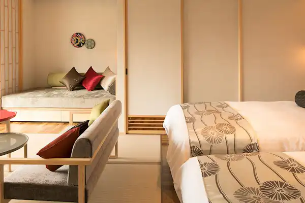 Hatsune Premium - ห้องพักสไตล์ญี่ปุ่นและตะวันตกพร้อมอ่างอาบน้ำกลางแจ้ง (วิวศาลเจ้าโคโตฮิระ)