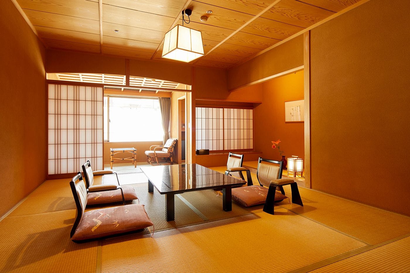 大和屋本店