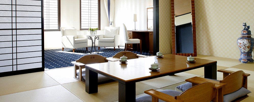 Luke Plaza Hotel