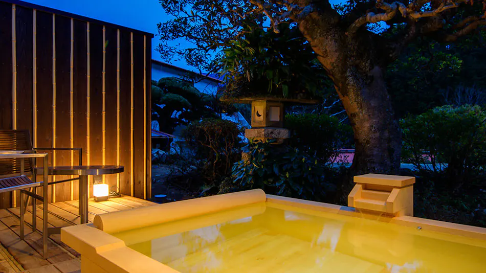 Shirakabe: A Traditional and Modern Fusion in a Satoyama Farmhouse