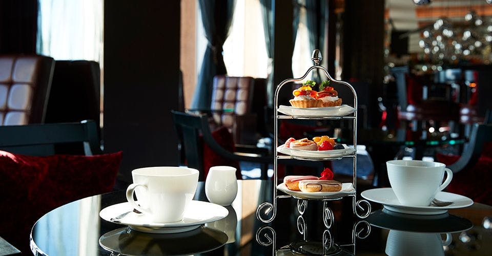 เลานจ์ R